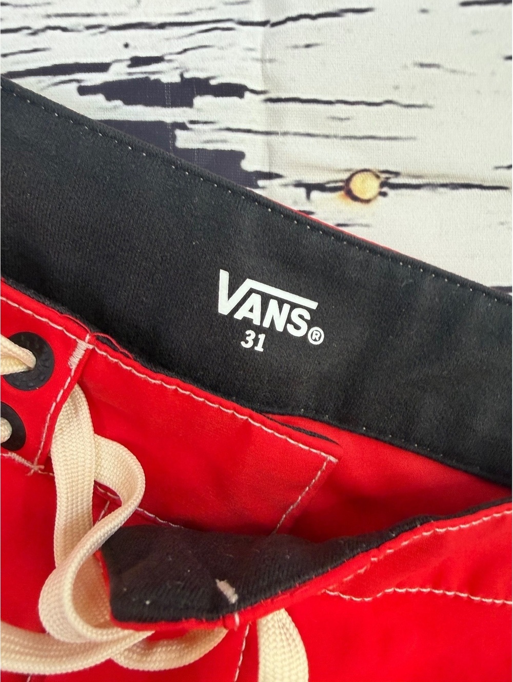 Retro Surf Vans Red Board Shorts Beachwear Swim Trunks Men’s Size 31 - Picture 5 of 6